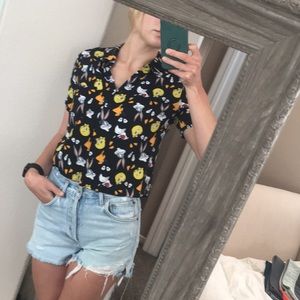 Looney Tunes crop button up